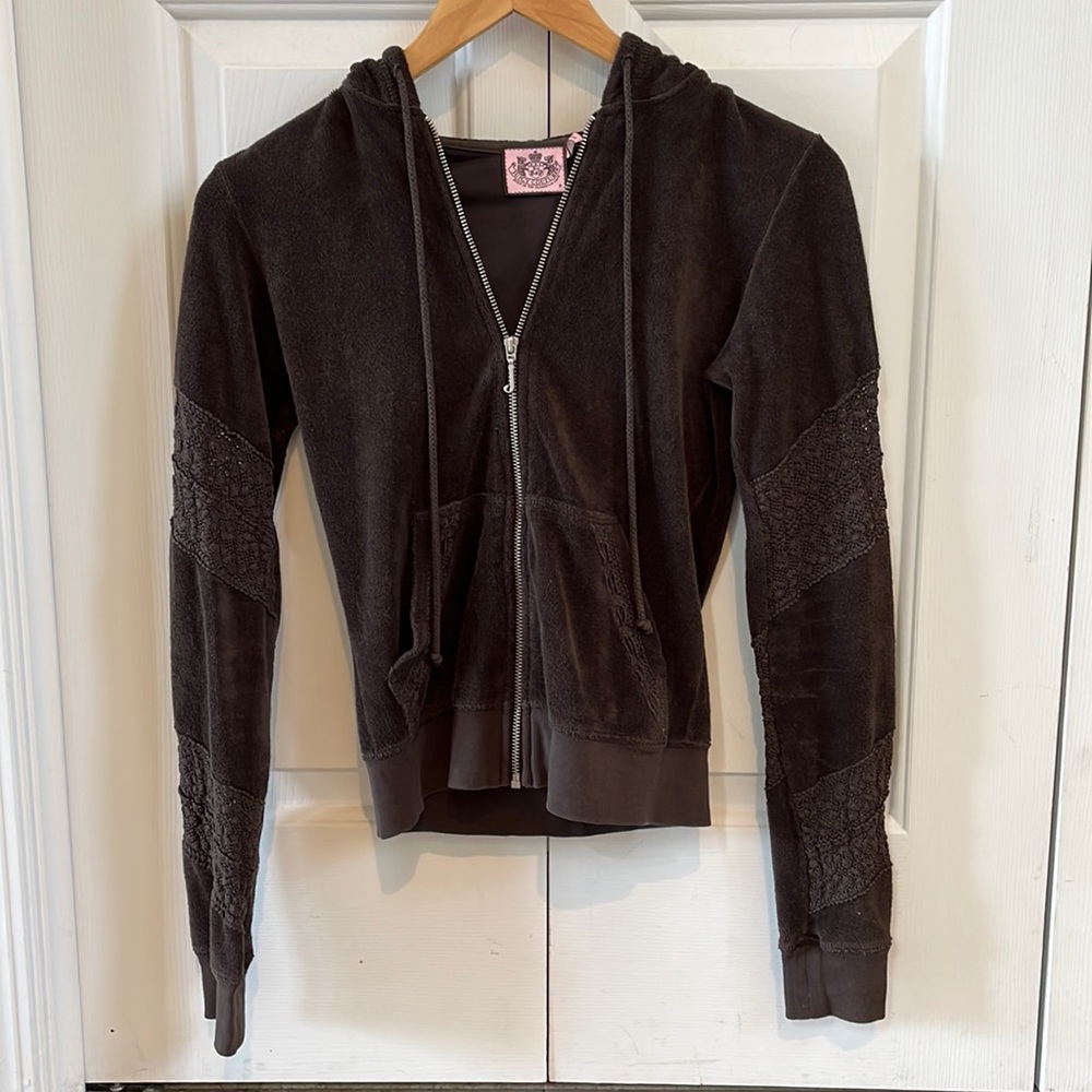 Brown Juicy Couture Jacket with detailed sleeves and pockets